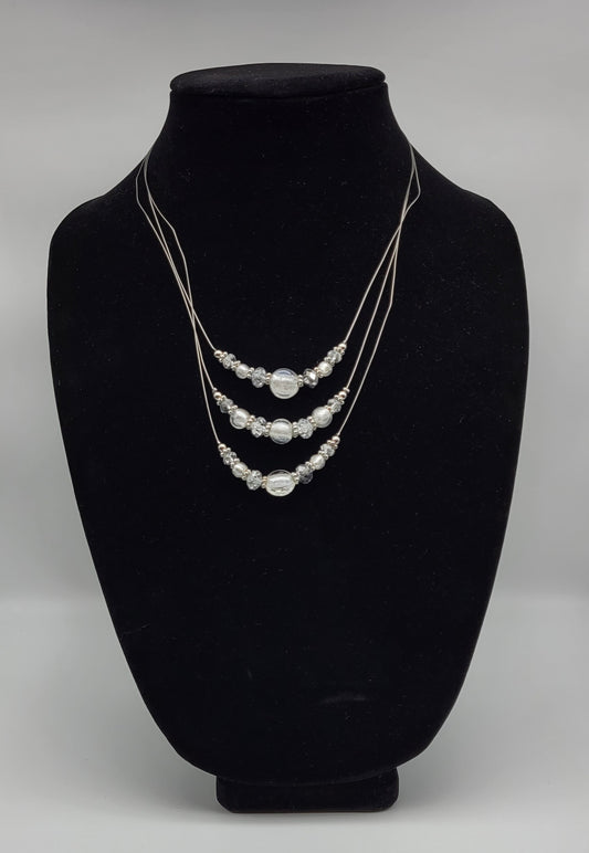 "Floating Snow" Necklace