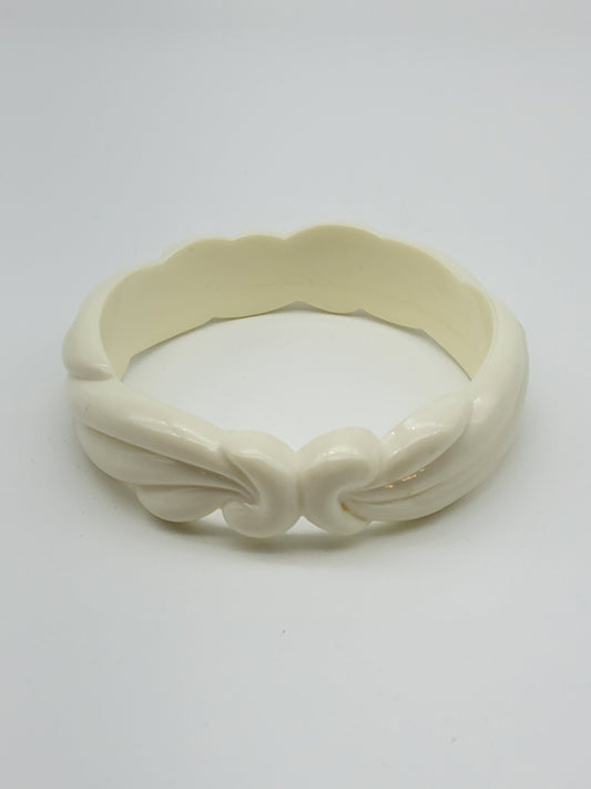 "Ivory Carving" Bracelet